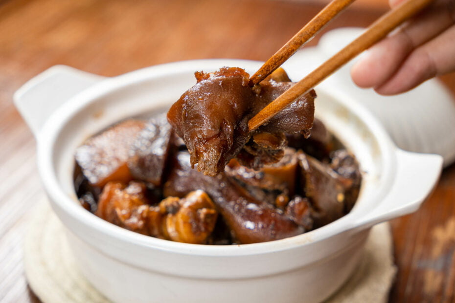 Maw M Black Vinegar Pork Trotters 全民猪脚醋 600g±