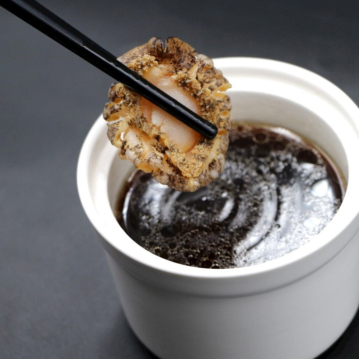TM Braised Abalone in Black Truffle Sauce 天马黑松露鲍鱼 (85G) 5's