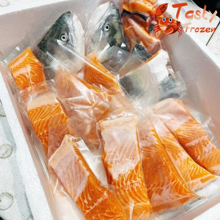 Norway Whole Salmon Fish (Sashimi Grade) 挪威三文鱼(生食级别)3.5kg±