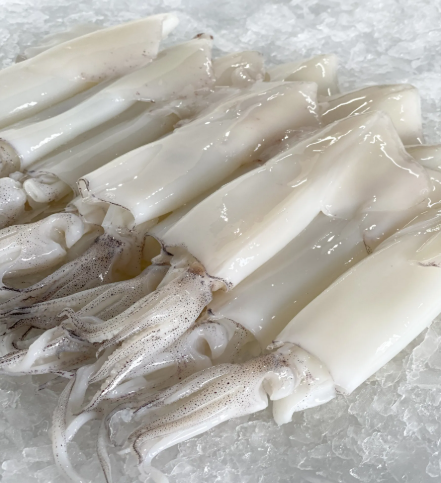 Cleaned Big Sotong 本地大苏东 (700g± nett)