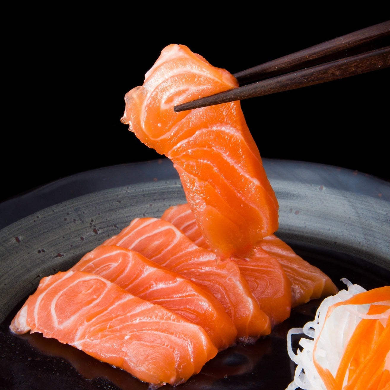 [PRE-ORDER] Sashimi Grade Norway Salmon Tray 生食级别挪威三文鱼 (300g x 2)