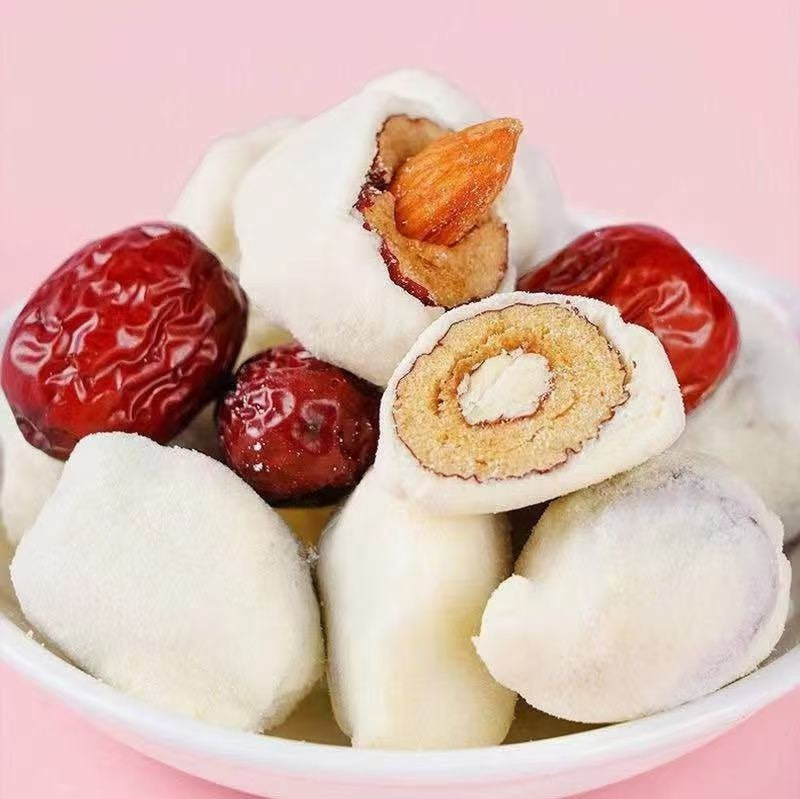 Almond Yogurt Red Dates 巴旦木奶枣 250g±